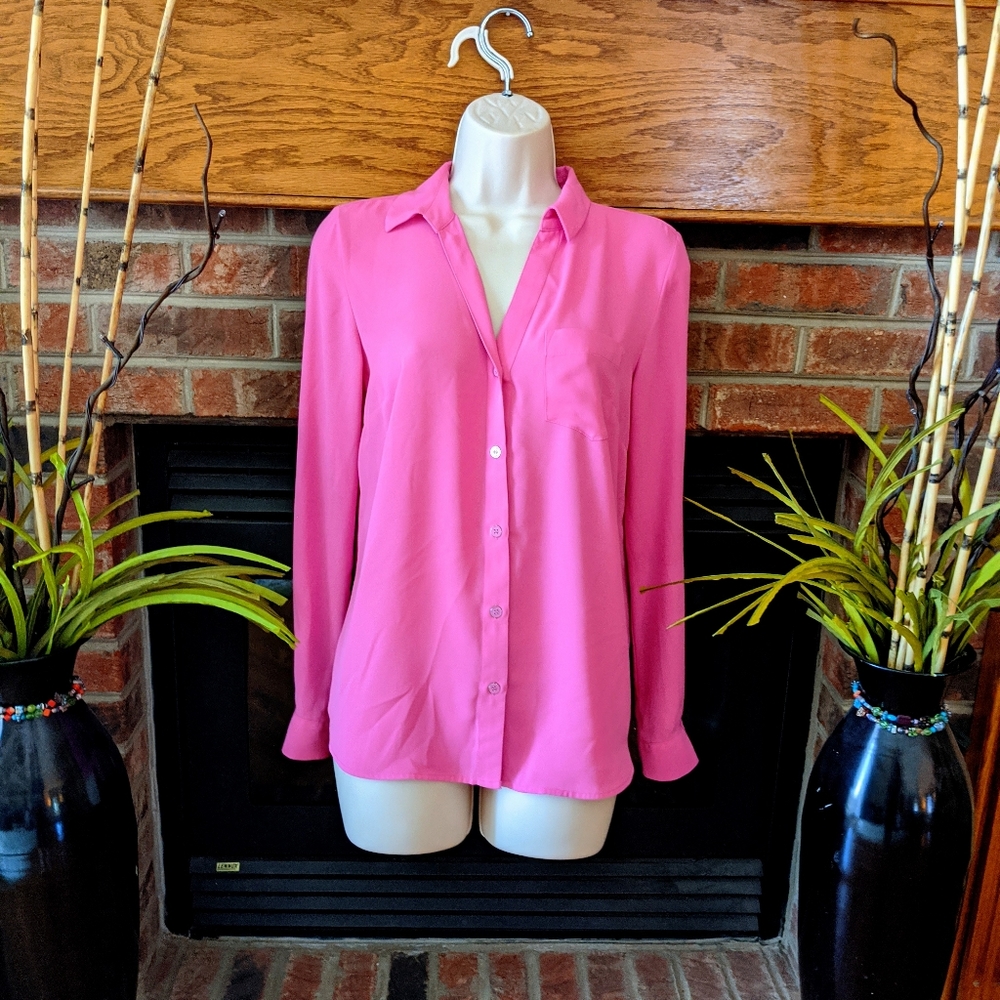 The limited brand 3/4 sleeve pink blouse size Small